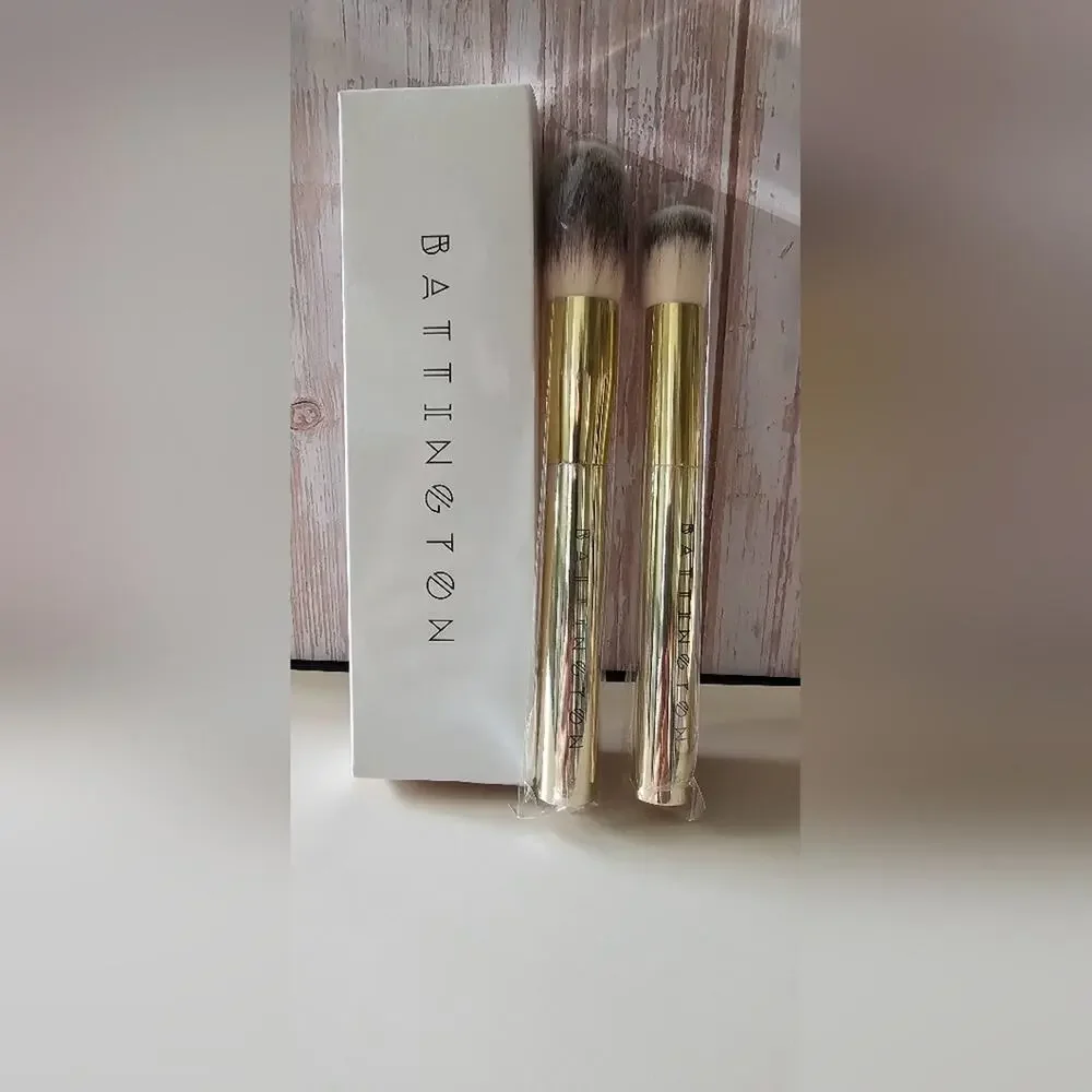 Battington BeautyBattington Powder and Contour Brush Set NIB
